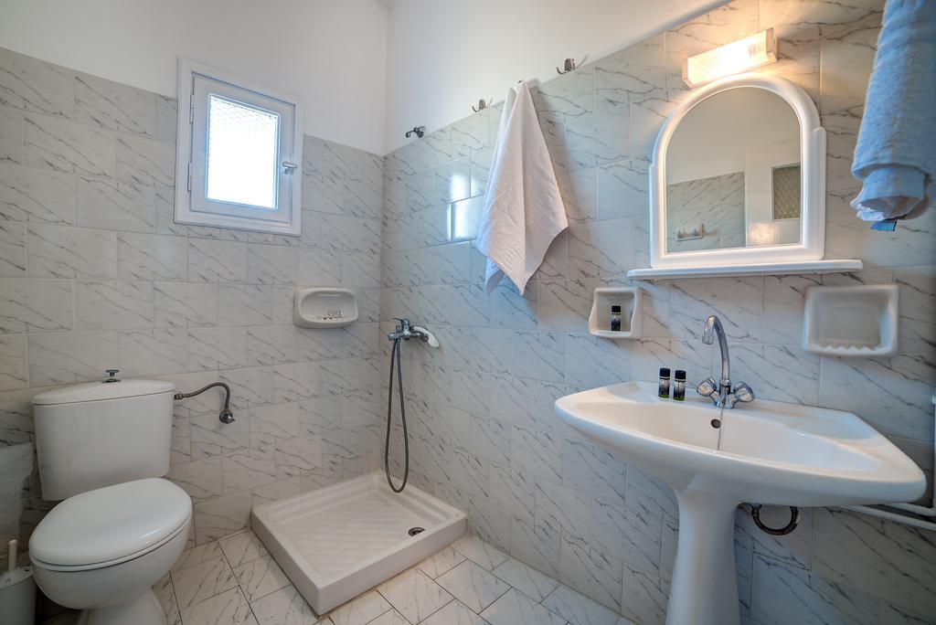 Thalia Apartments Fira  Phòng bức ảnh