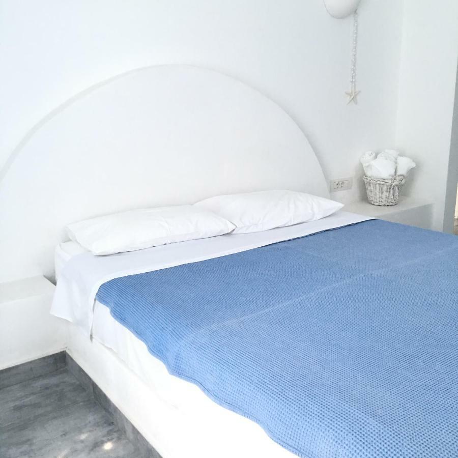 Thalia Apartments Fira  Ngoại thất bức ảnh